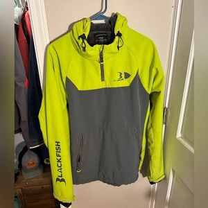 Blackfish Men’s Hoodie Medium